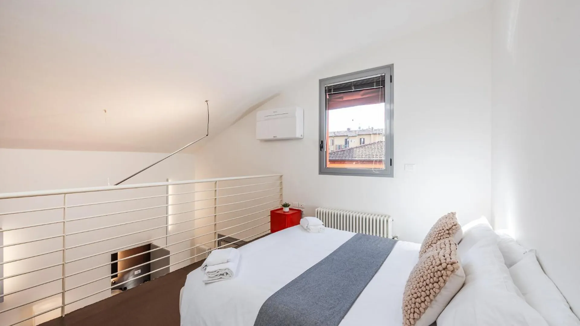 Ab Plus- Via Dello Scalo 10 Klimt Bologna Apartment